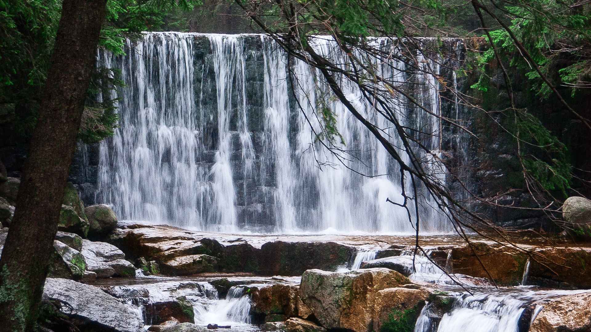 Lightroom 4 + Perfect Effects 4 - jak osiągnąć ciekawe efekty? Dziki wodospad, Karpacz